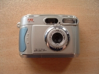 Digital Camera with 2.1 MPIX and LCD Display